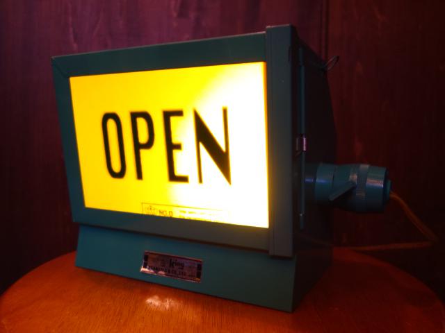 green OPEN sign light