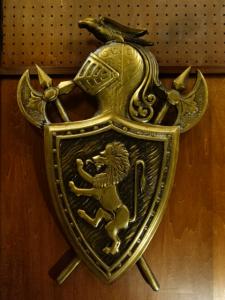 LION & knight emblem wall ornament