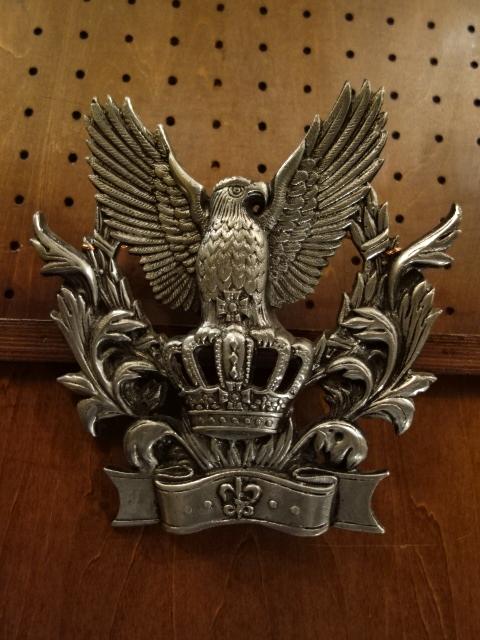 silver lily & crown emblem wall ornament