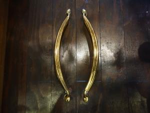 gold door handle