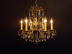 Spanish brass & crystal chandelier 6灯