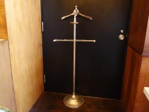 English silver hanger stand