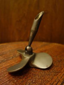 Italian brass screw pen stand