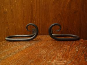 black iron curtain holder 2P SET