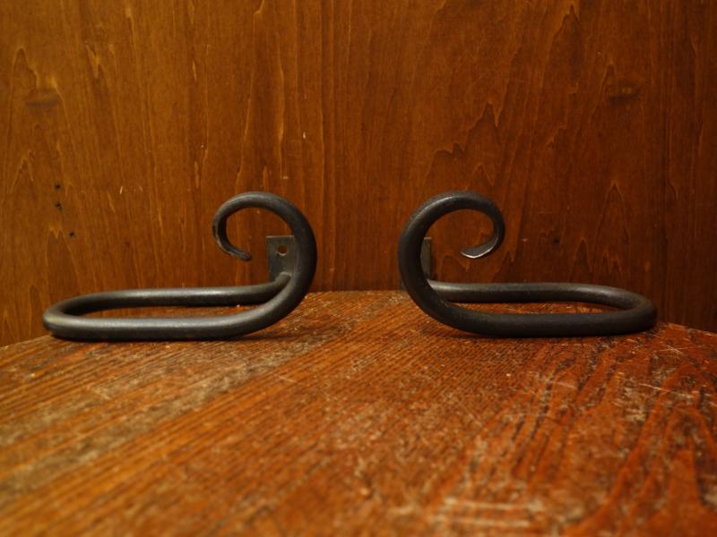 black iron curtain holder 2P SET