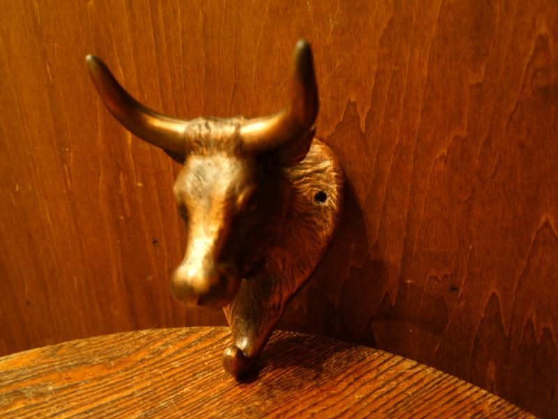 Italian bull hook