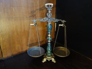 Italian brass & marble balance