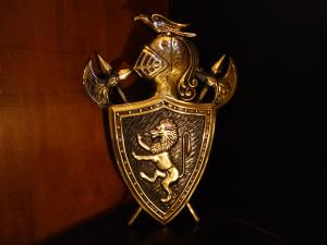 knight & LION emblem wall ornament