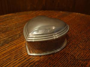 silver heart jewelry display case
