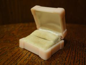 ring display case
