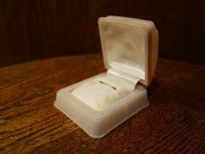 ring display case