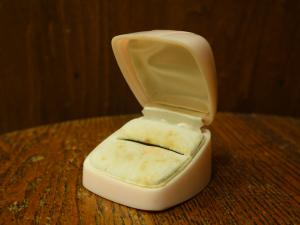 ring display case