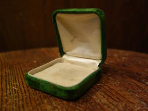 EnglIsh green jewelry display case