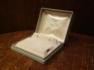 jewelry display case