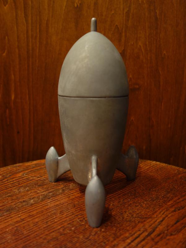 ロケット型灰皿 LCM 7356(2)