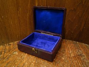 English jewelry display box