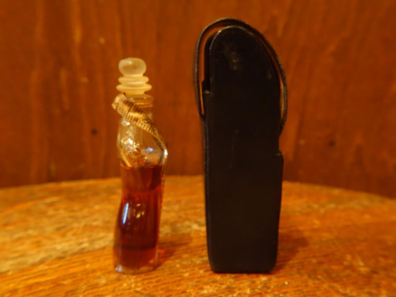 インテリア・ディスプレイ雑貨　パフュームボトル　LCC 1266　Schiaparelli glass perfume bottle & case（5）