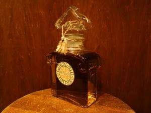 GUERLAIN / MITSOUKO glass perfume bottle