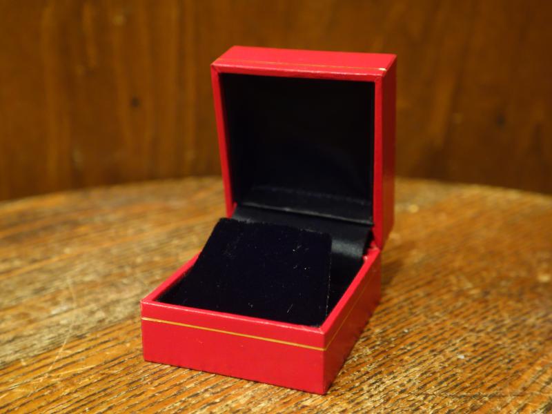 レトロ赤ジュエリーケース LCM 7754(2)