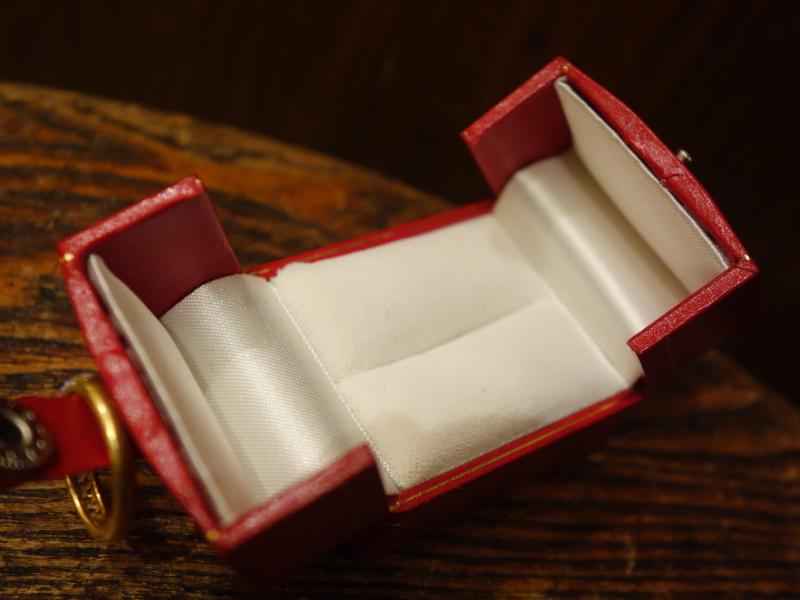 レトロ赤リングケース LCM 7756(5)