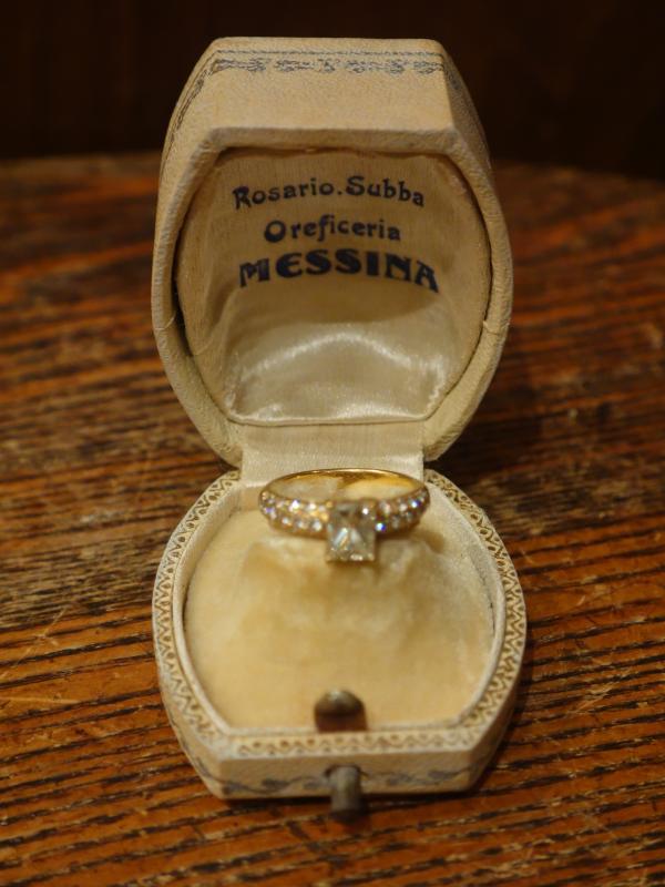 アイボリーリングケース LCM 7758(2)