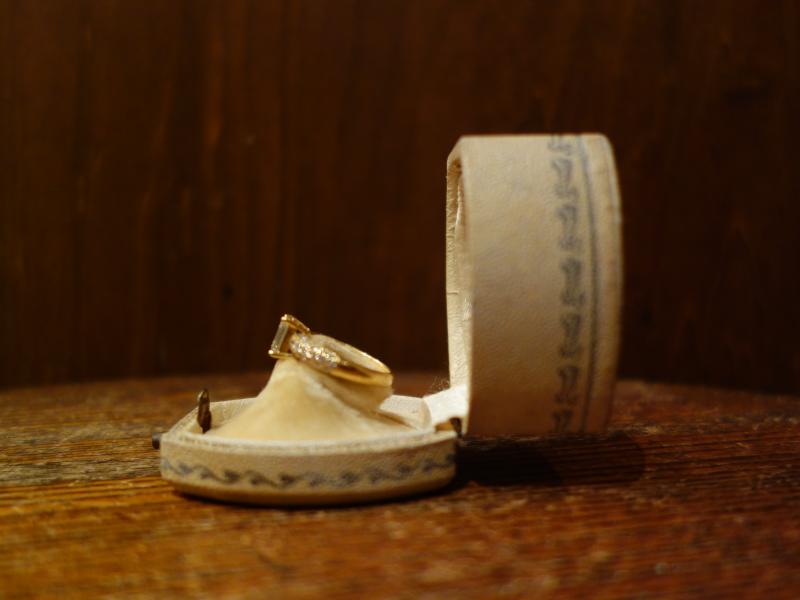 アイボリーリングケース LCM 7758(3)