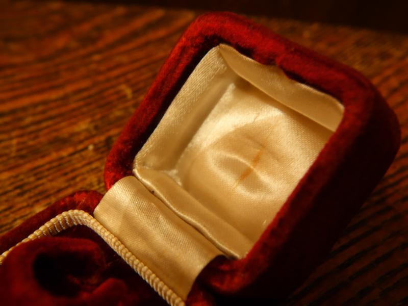 アンティークベルベットリングケース LCM 7759(6)