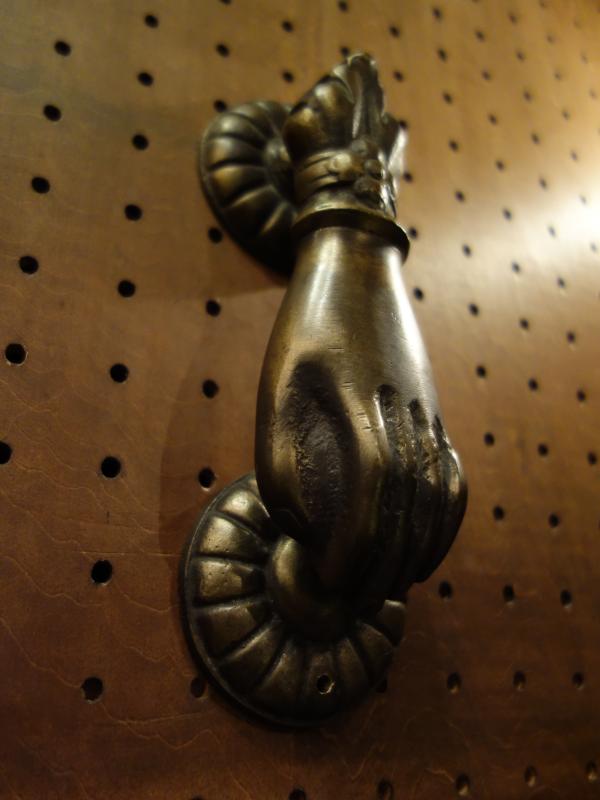 手モチーフ真鍮ドアノッカー　LCM 7761（4）