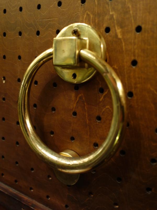 真鍮製ゴールドドアノッカー リング型 LCM 7762(2)