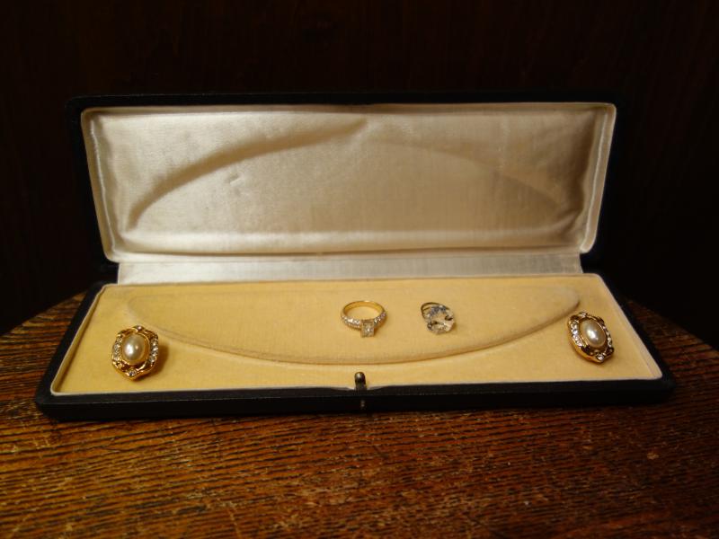 ビンテージネックレスケース　LCM 7773（5）