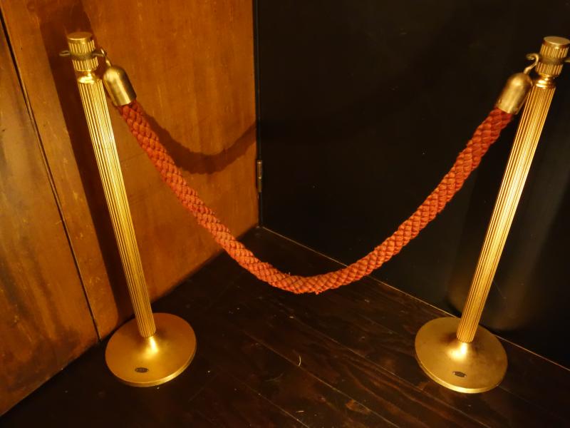 レトロ真鍮ポールパーテーション　LCM 7741（2）