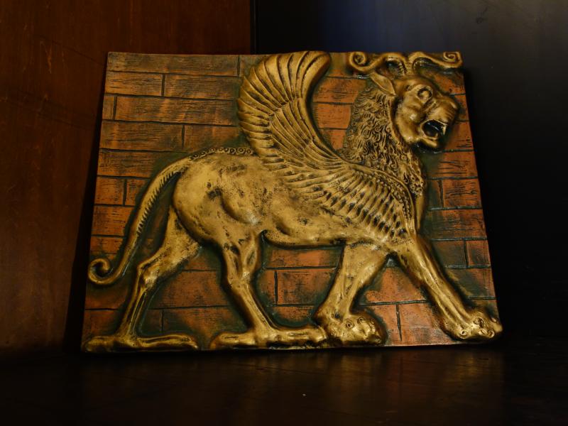 羽ライオン幻獣の壁飾り　LCM 7781（5）