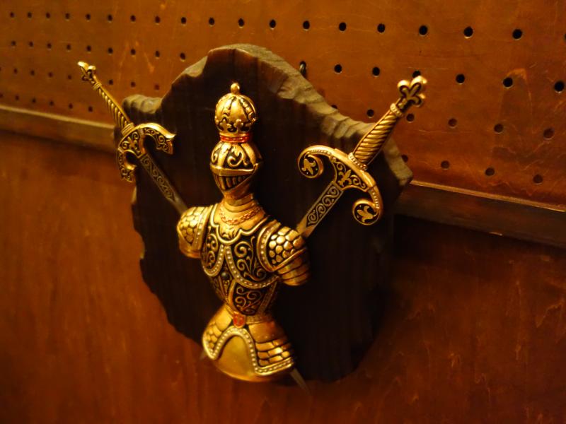 甲冑騎士エンブレム壁掛け　LCM 7782（2）