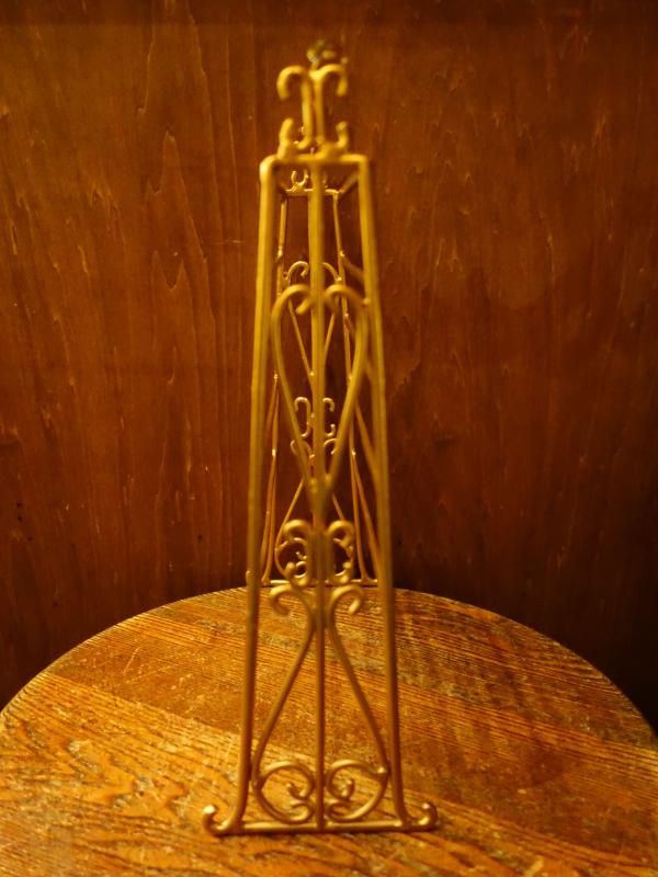 ゴールド系アクセサリースタンド　LCM 7783（3）