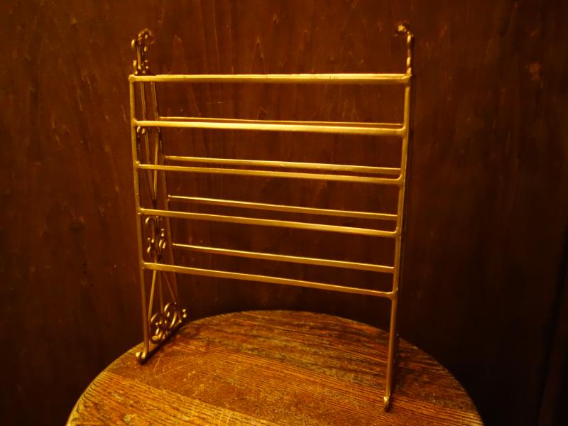 ゴールド系アクセサリースタンド　LCM 7783（4）