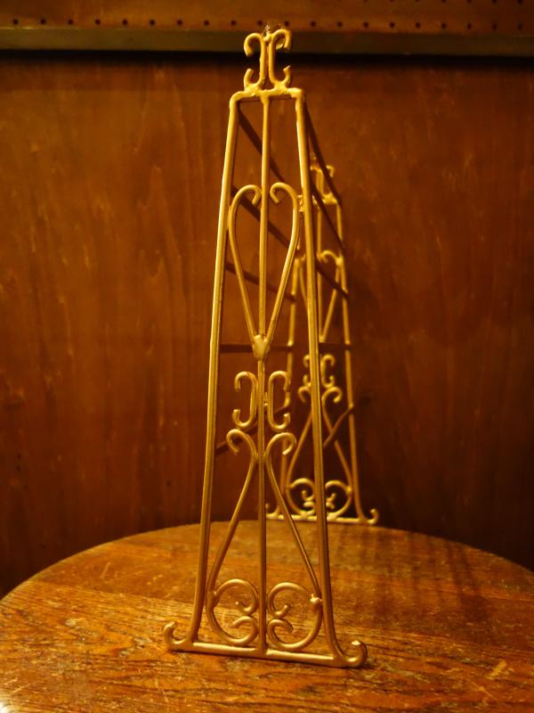 ゴールド系アクセサリースタンド　LCM 7783（5）