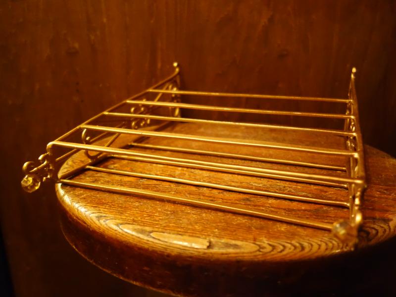 ゴールド系アクセサリースタンド　LCM 7783（7）