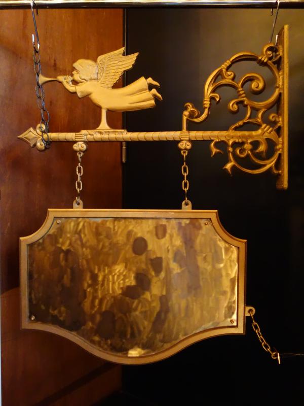 天使モチーフ付きスイング看板　店舗サイン　LCM 7790（3）