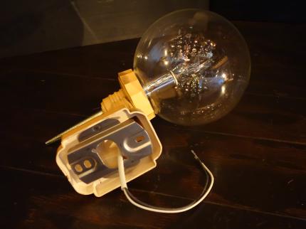 ガラスボールシェードウォールランプ レトロ　LCB 0640（C1）