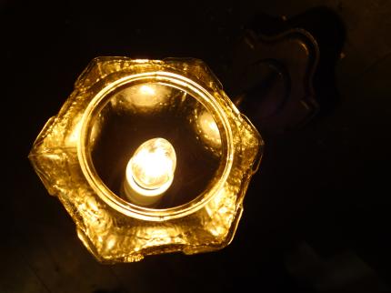 アンバーガラスランタンウォールランプ　LCB 0651（C4）