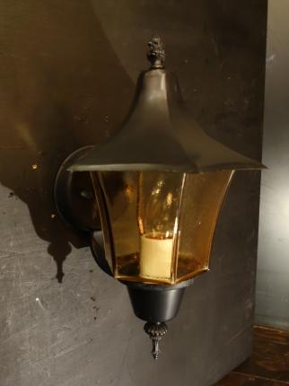 レトロ黒ランタンウォールランプ　LCB 0652（C3）