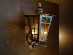 amber glass black lantern wall lamp 1灯