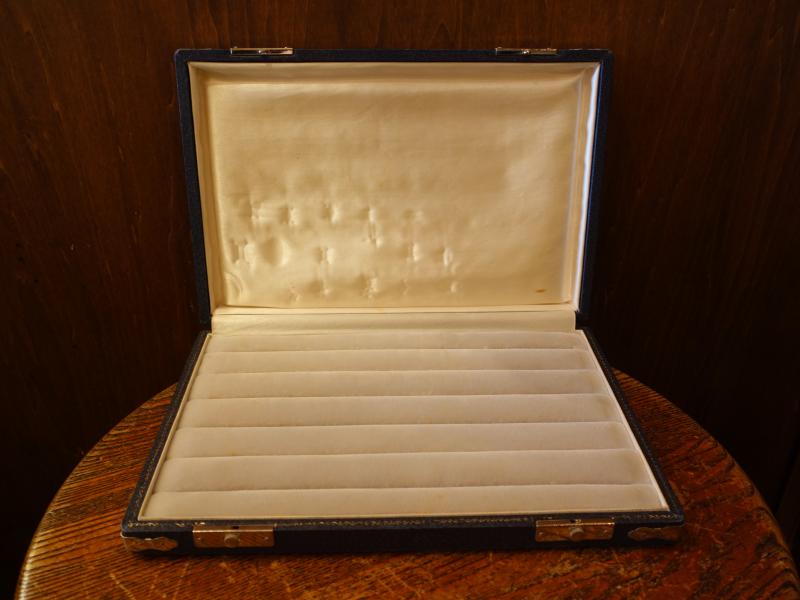 紺系リング収納ケース　LCM 7799（7）