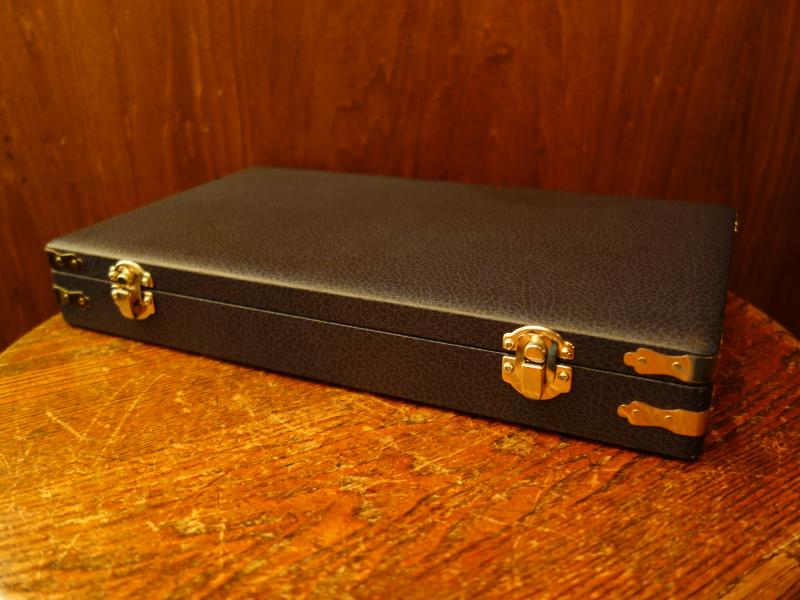 紺系リング収納ケース　LCM 7800（2）