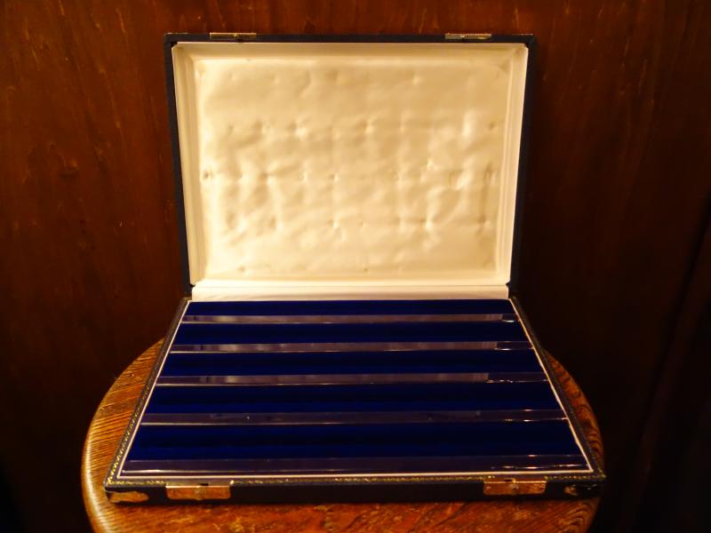 紺系リング収納ケース　LCM 7801（3）