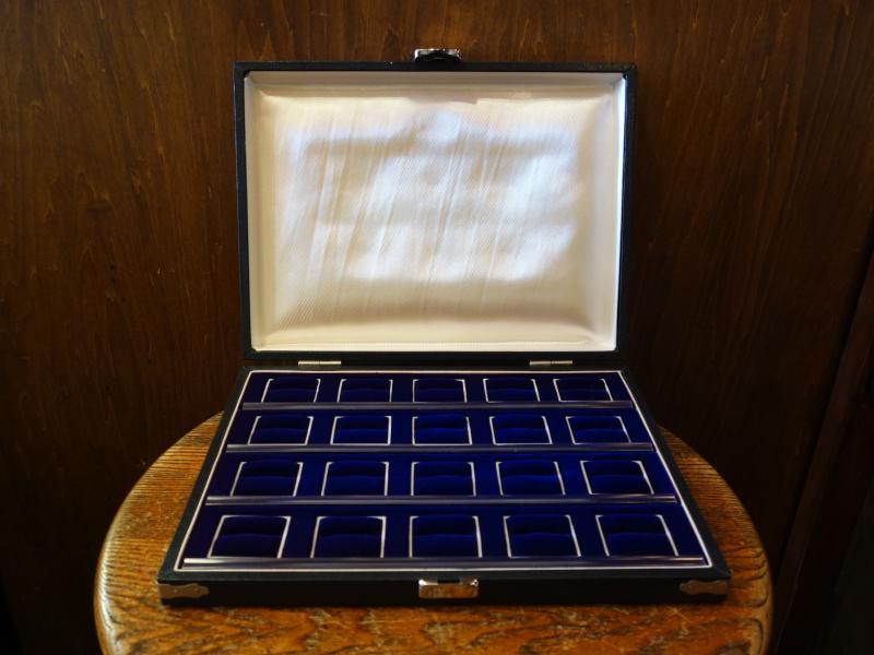 黒系リング収納ケース　LCM 7802（7）