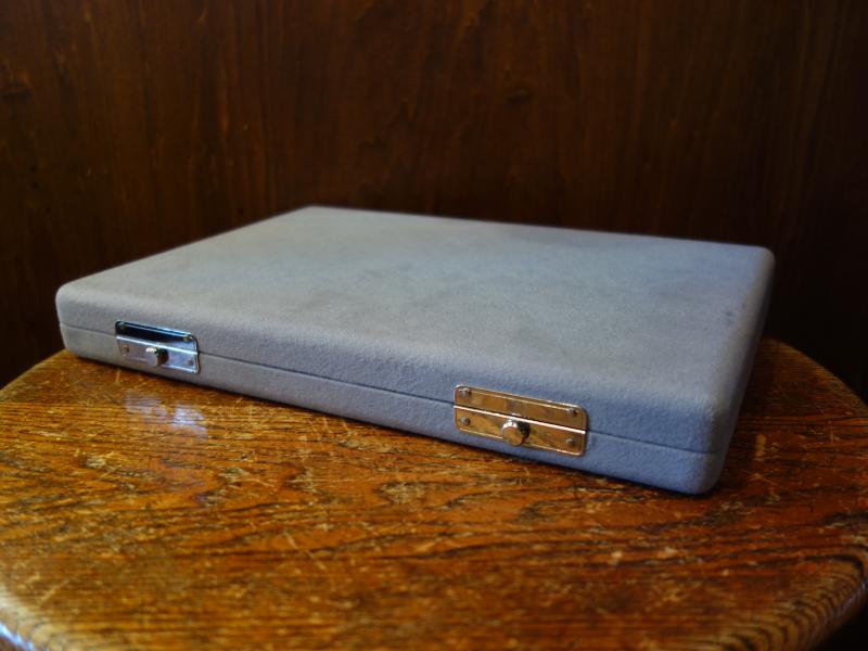 グレー系ネックレス収納ケース　LCM 7803（2）