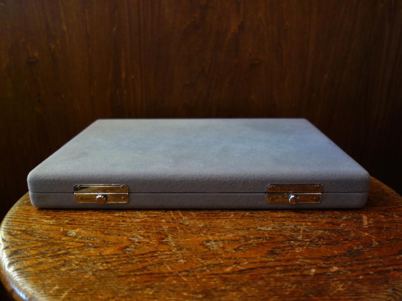 グレー系ネックレス収納ケース　LCM 7803（3）