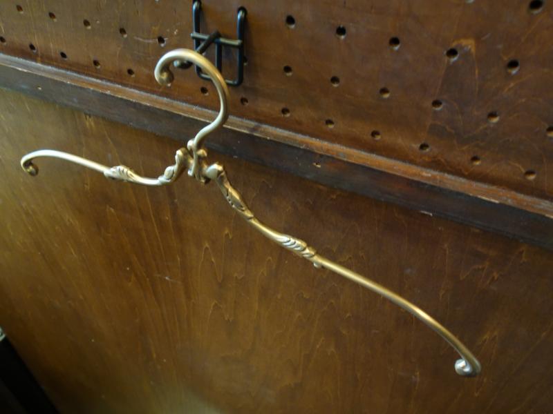 ビンテージ真鍮製洋服ハンガー　LCM 7805（3）