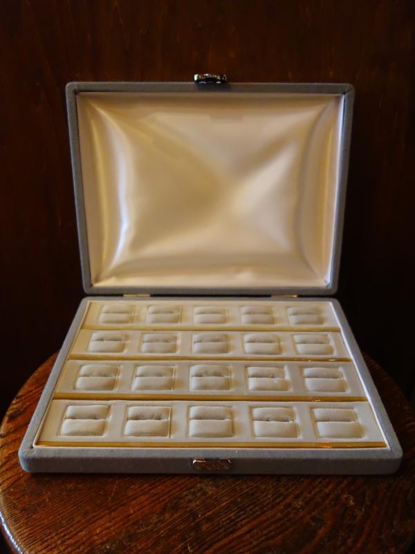 レトロリング差し　指輪収納ディスプレイ　LCM 7816（2）